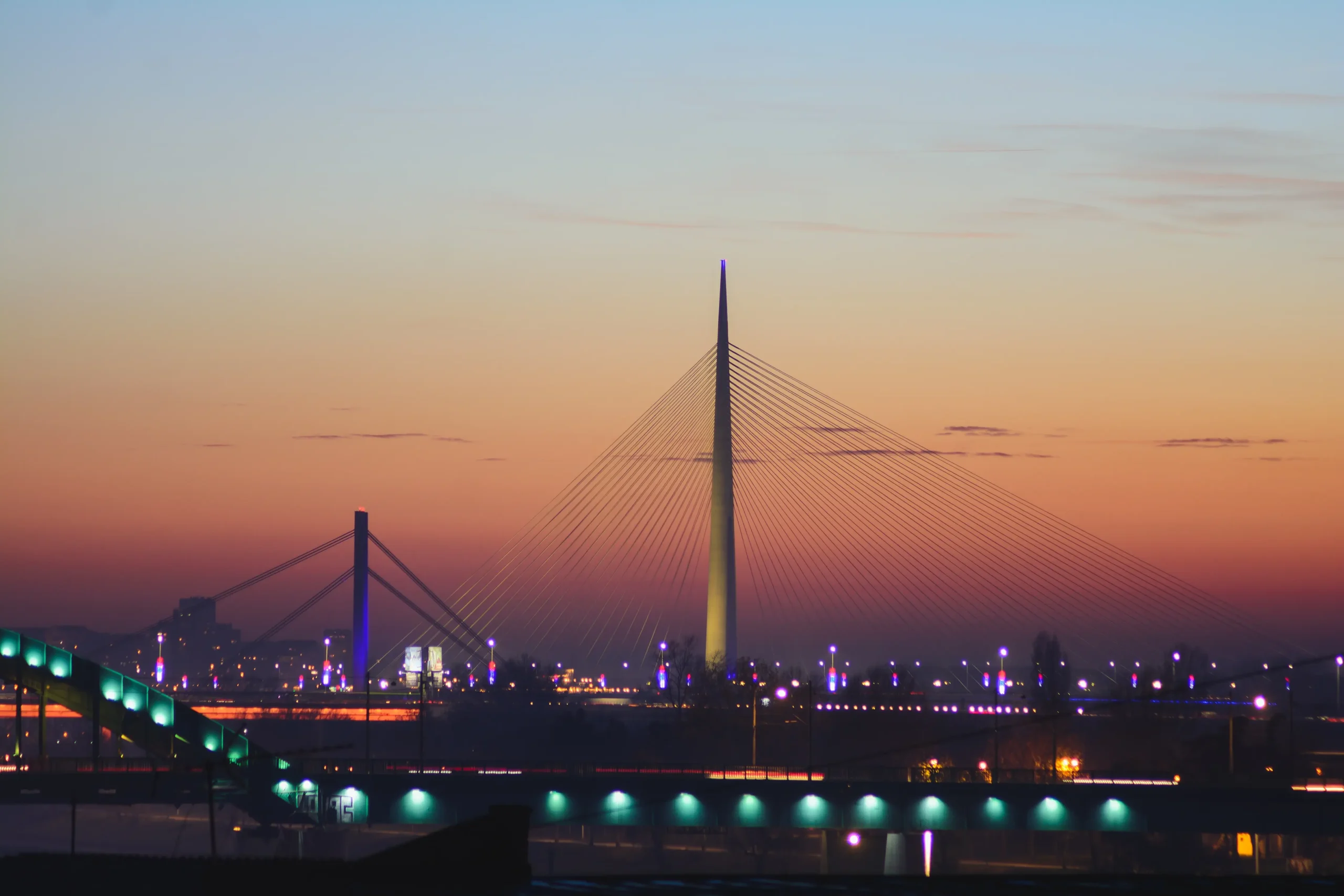 rent a car u beogradu belgrade bridges